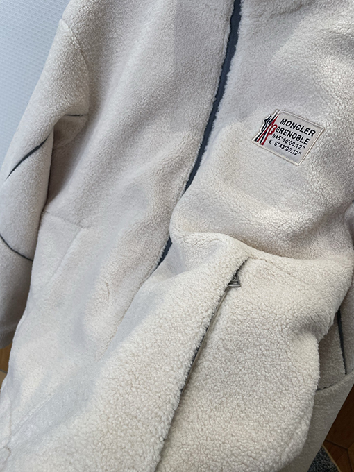 モンクレールスーパーコピー ラムウールパッチワークスタンドカラージャケット