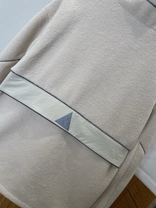 モンクレールスーパーコピー ラムウールパッチワークスタンドカラージャケット