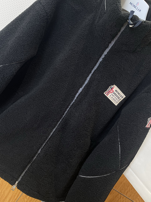 モンクレールスーパーコピー ラムウールパッチワークスタンドカラージャケット