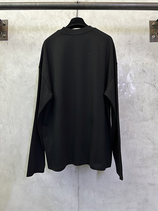 アクネストゥディオズ Acne studio マイクロロゴと蝶のプリントアップリケが付いたレトロスタイルの長袖シャツ