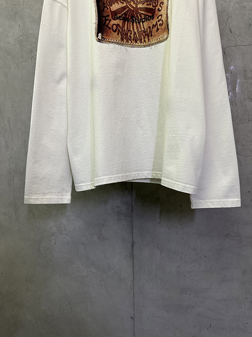 アクネストゥディオズ Acne studio マイクロロゴと蝶のプリントアップリケが付いたレトロスタイルの長袖シャツ