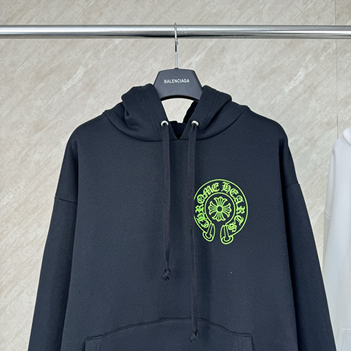 クロムハーツスーパーコピー 蛍光グリーンのサンスクリットプリントパーカー