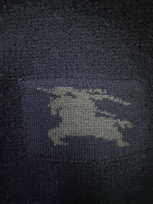 バーバリースーパーコピー 無地クルーネックカシミアニットセーター