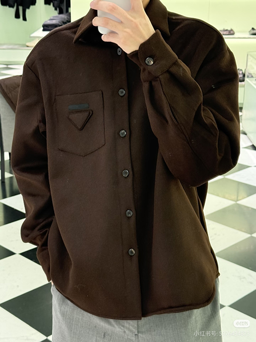 プラダ 三角ロゴコーデュロイコットンコート