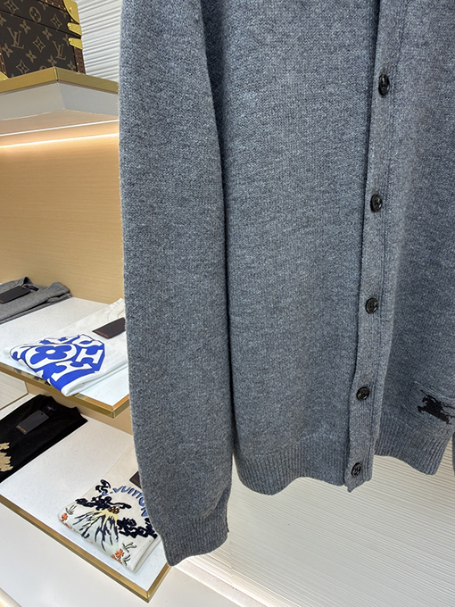 バーバリー 襟付きリブニットカシミヤセーター