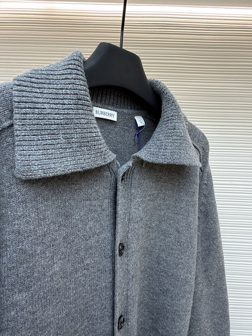 バーバリー 襟付きリブニットカシミヤセーター