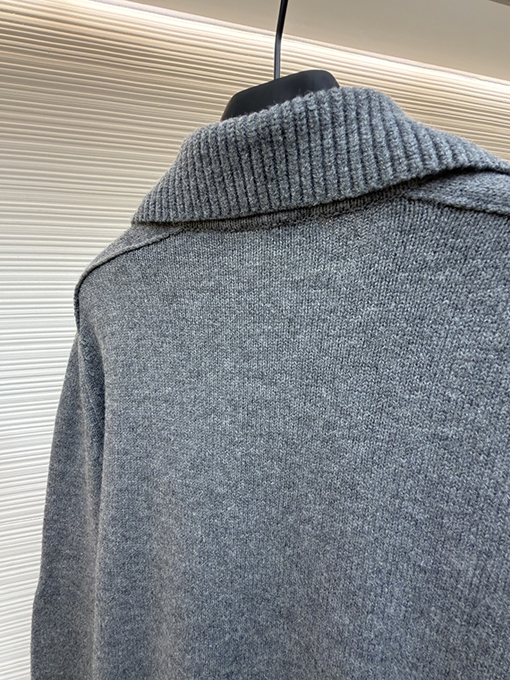 バーバリー 襟付きリブニットカシミヤセーター