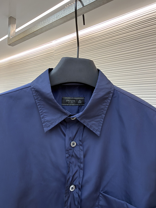 プラダコピー 三角ロゴ長袖シャツ