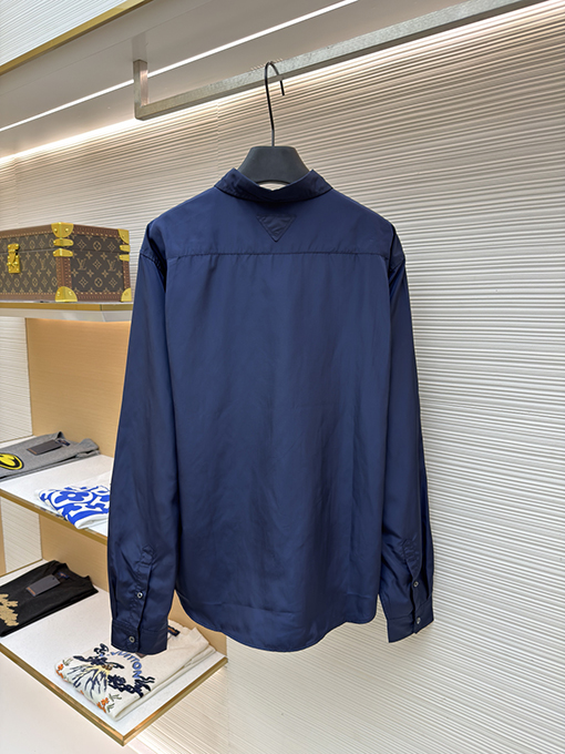 プラダコピー 三角ロゴ長袖シャツ