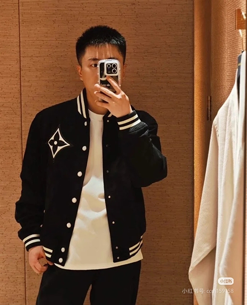 ルイヴィトン ラインストーンスエードラムスキンジャケット