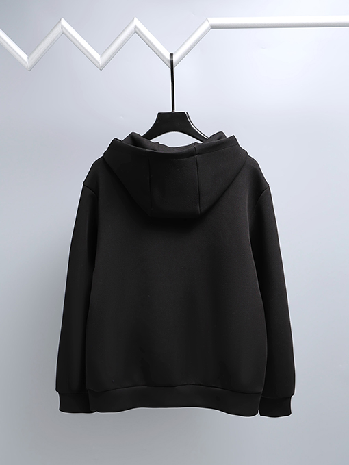 プラダスーパーコピー PRADA 赤いロゴパッチのジップアップフード付きジャケット