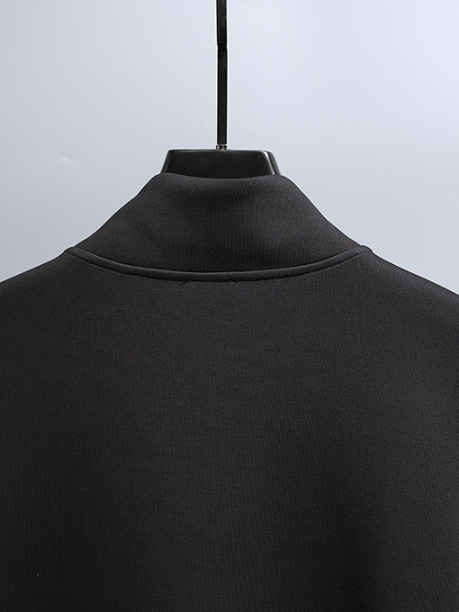 バーバリー ウォーホース刺繍ジッパージャケット