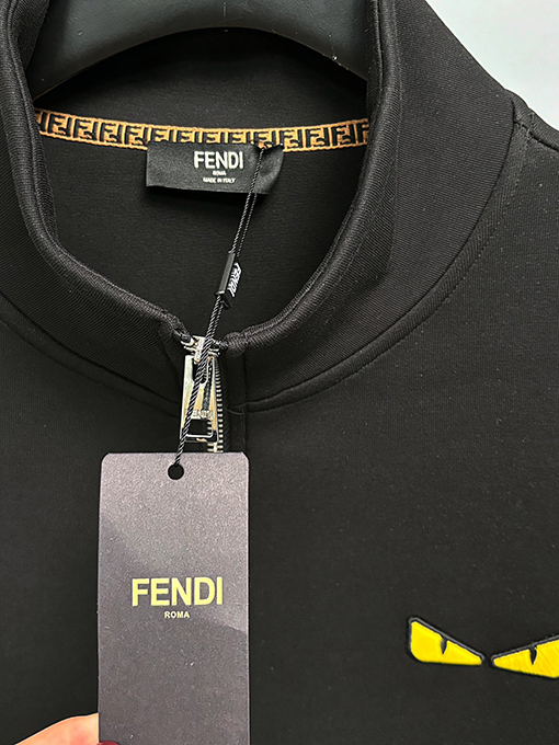 フェンディコピー ダブルFFロゴ刺繍のジップアップジャケット
