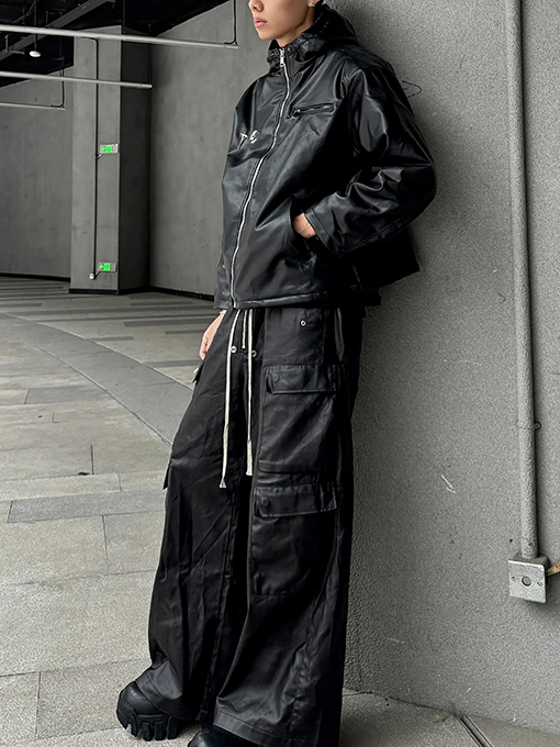 リックオウエンス コーティング＆ワックス加工のワイドレッグカーゴフレアパンツ