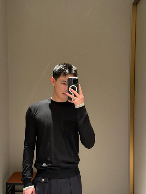 ロエベ 刺繍パッチワークウールニットセーター