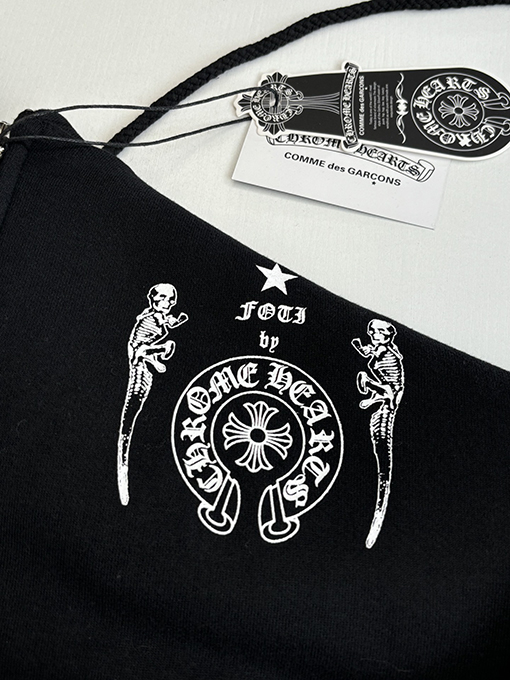 クロムハーツスーパーコピー ブラックスカル ジップアップ フード付きスウェットシャツ