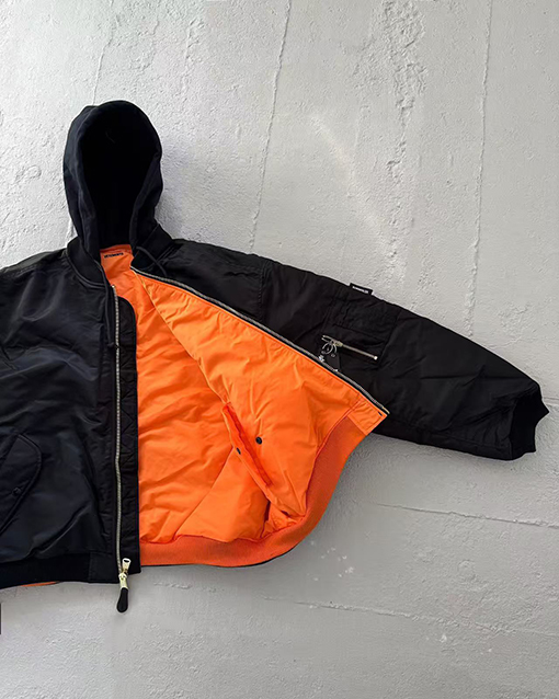 ヴェトモンスーパーコピー VETEMENTS ロゴレタージップアップフードジャケット