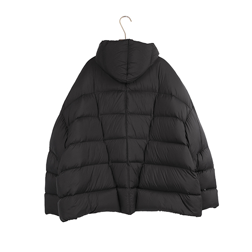 リックオウエンスコピー 黒のダウンジャケット