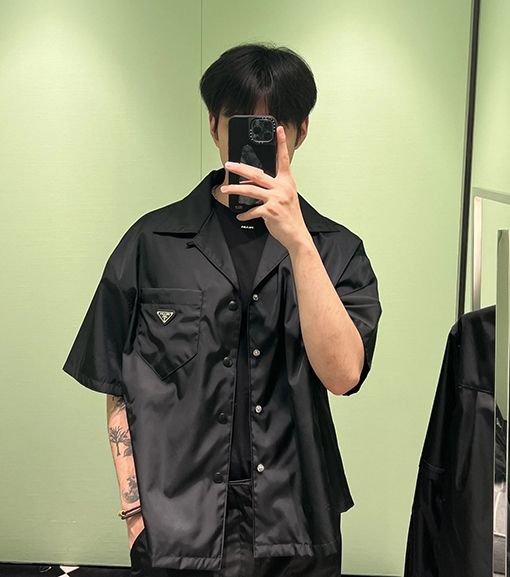 プラダコピー トライアングルアイアンサイン半袖シャツ