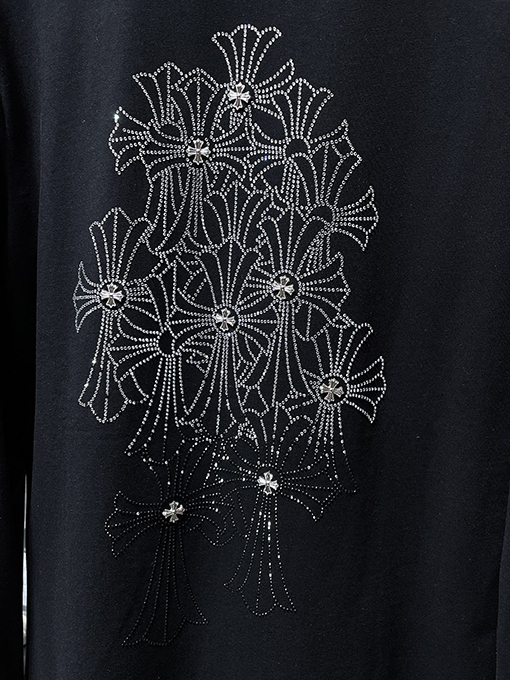 クロムハーツ ホットフィックスのラインストーンクロスと手作りのリベットが付いた長袖シャツ