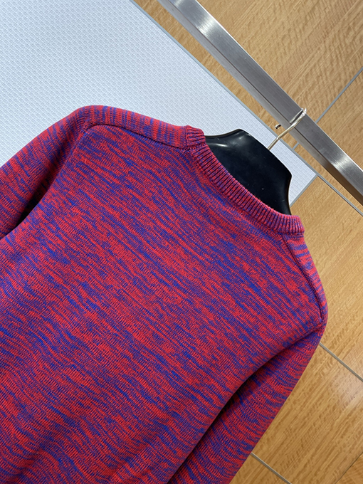 セリーヌ ミックスカラー織り刺繍クルーネックセーター