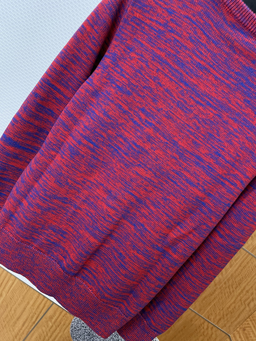 セリーヌ ミックスカラー織り刺繍クルーネックセーター