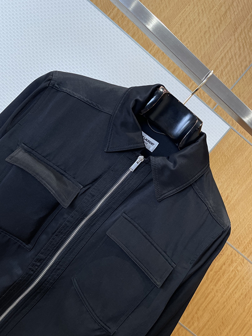 サンローランスーパーコピー ワークウェアポケットジッパージャケット
