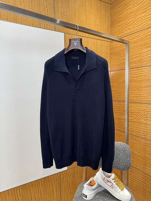 プラダコピー カジュアルなニット襟付きセーター