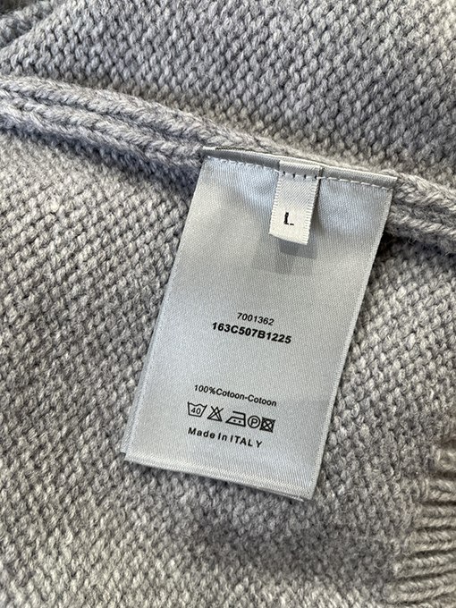 ディオール スズランの刺繍入りレターニットセーター