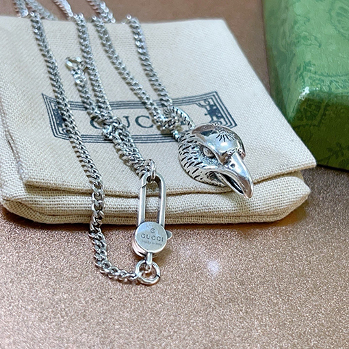 グッチ Anger Forest シリーズ ダブルG ダブルリング イーグルヘッドネックレス