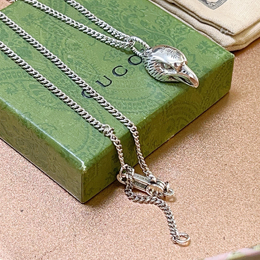 グッチ Anger Forest シリーズ ダブルG ダブルリング イーグルヘッドネックレス