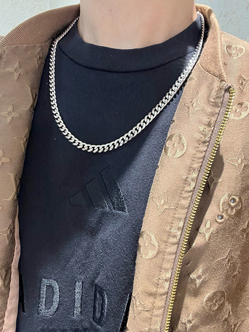 グッチ Anger Forestシリーズ ダブルG リングチェーンネックレス