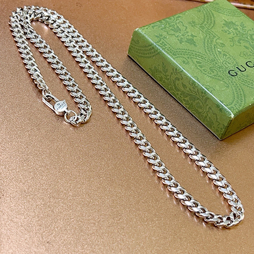 グッチ Anger Forestシリーズ ダブルG リングチェーンネックレス