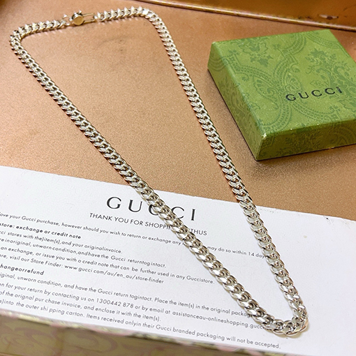 グッチ Anger Forestシリーズ ダブルG リングチェーンネックレス
