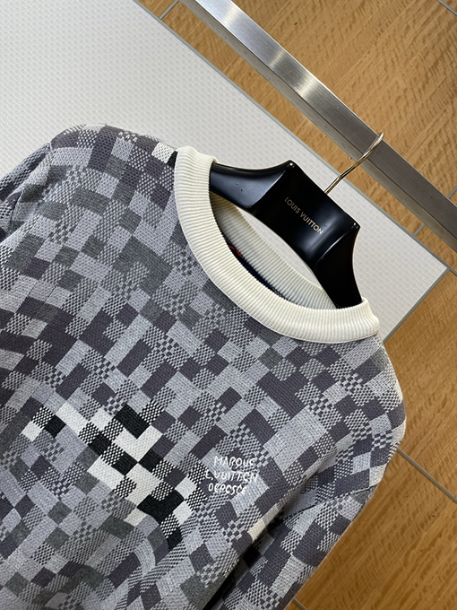 ルイヴィトンコピー クラシックカラーブロックチェック柄ジャカードクルーネックニットセーター