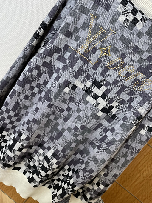 ルイヴィトンコピー クラシックカラーブロックチェック柄ジャカードクルーネックニットセーター