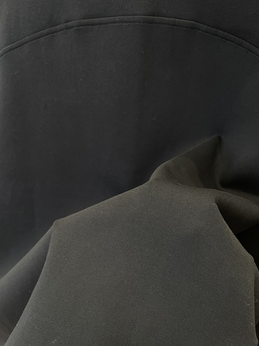 プラダコピー トライアングルロゴスタンドカラージッパーカジュアルスーツ