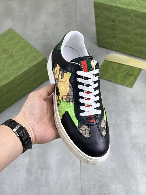 グッチ クラシックカジュアルメンズシューズ