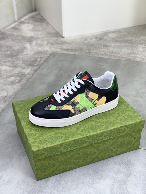 グッチ クラシックカジュアルメンズシューズ