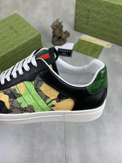 グッチ クラシックカジュアルメンズシューズ