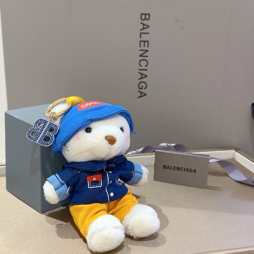 バレンシアガ Balenciaga 新モデルバッグチャームキーホルダー