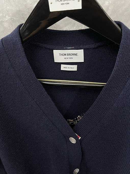 トムブラウンコピー 新しい馬柄ニットカーディガン