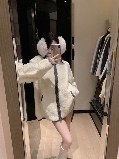 トムブラウンコピー プレッピースタイルのふわふわの子犬柄カラーブロックの厚手セーターコート