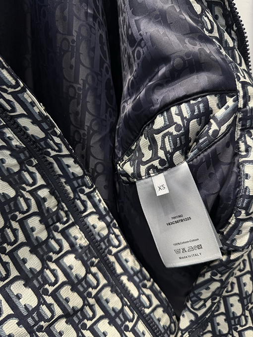 ディオールスーパーコピー 新しいモノグラムジャケット