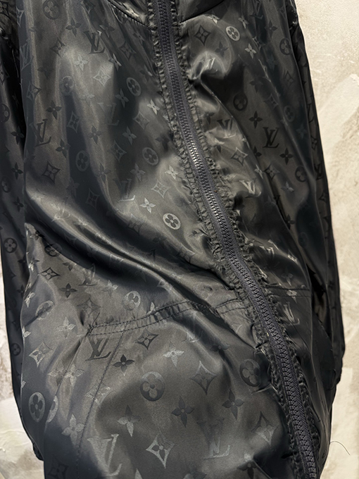 ルイヴィトン リバーシブルウィンドブレーカージャケット