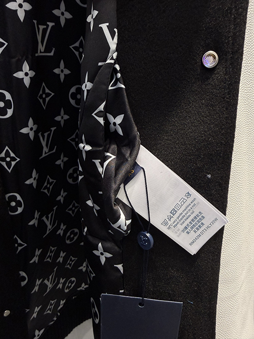 ルイヴィトン Nigo パッチワークレザーパールバックルレザートリムフロントポケットが付いたベースボールスタイルのベルト付きジャケット