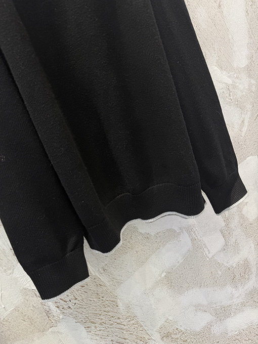 モンクレールスーパーコピー ピュアウールのロゴタートルネックニット長袖セーター