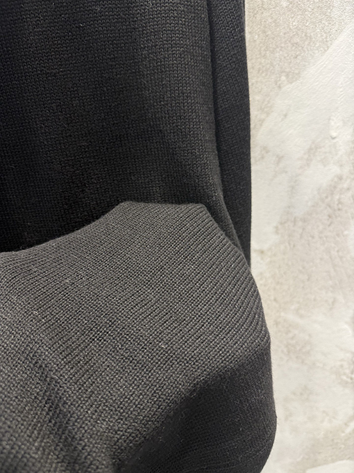 モンクレールスーパーコピー ピュアウールのロゴタートルネックニット長袖セーター