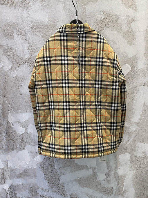 バーバリー ダイヤモンド柄ポケットリバーシブルジャケット