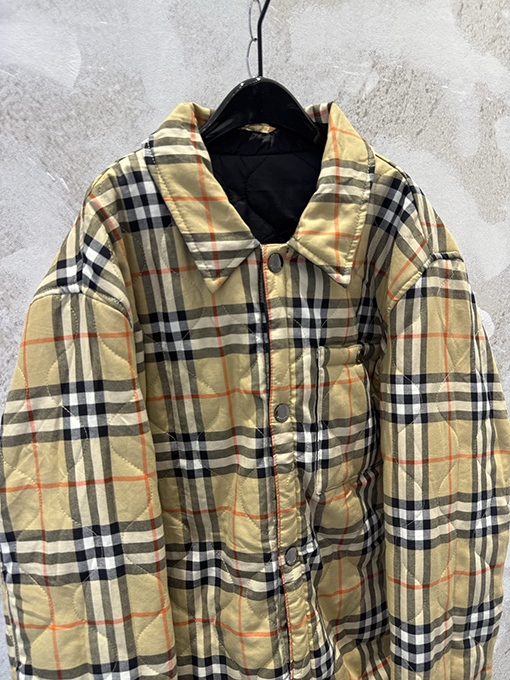 バーバリー ダイヤモンド柄ポケットリバーシブルジャケット